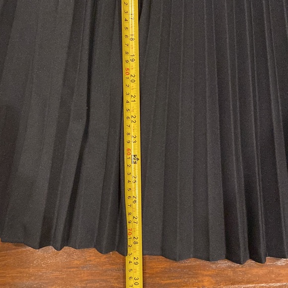 Vintage 70's Sarah K Perma Prest Accordion Pleated Black Midi Skirt Size 10 - Picture 3 of 6